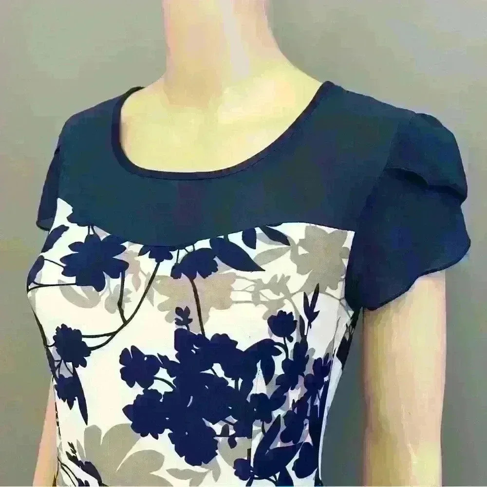 Vintage Navy floral short sleeves A-Line dress - Picture 2 of 4